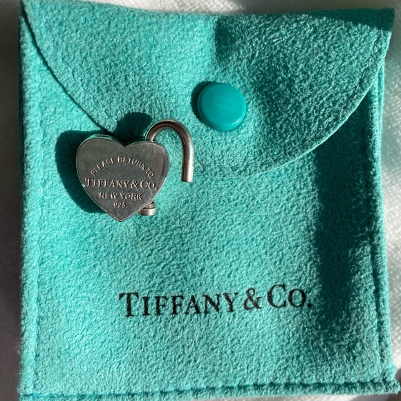 Tiffany & Co. Sterling Silver “Return to Tiffany” Heart Lock Charm - Picture 3 of 4